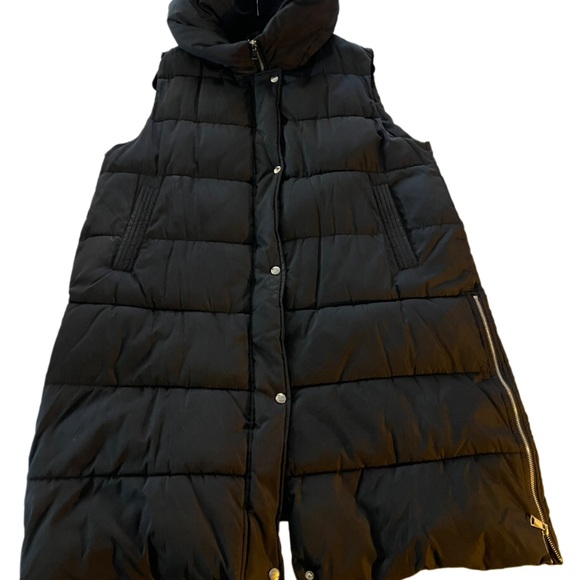 Long Black Puffer Vest with Hood size XXL excellent condition - Picture 4 of 6